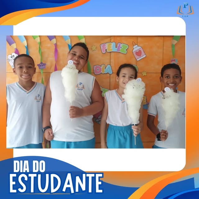 Crianças da Potência com algodão-doce